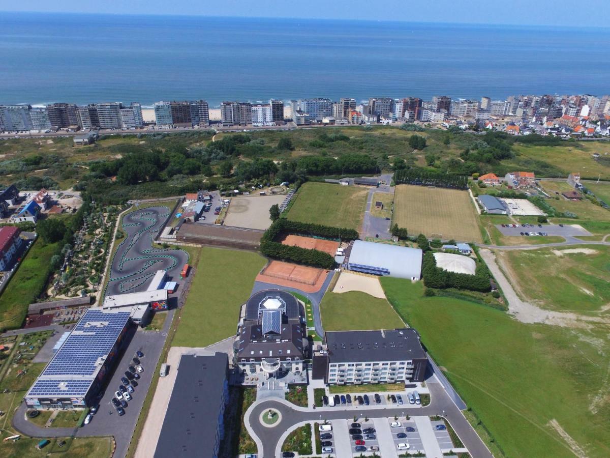 Hotel Acropolis " Op Het Sportiefste Park Van De Kust " Миделкерк Экстерьер фото